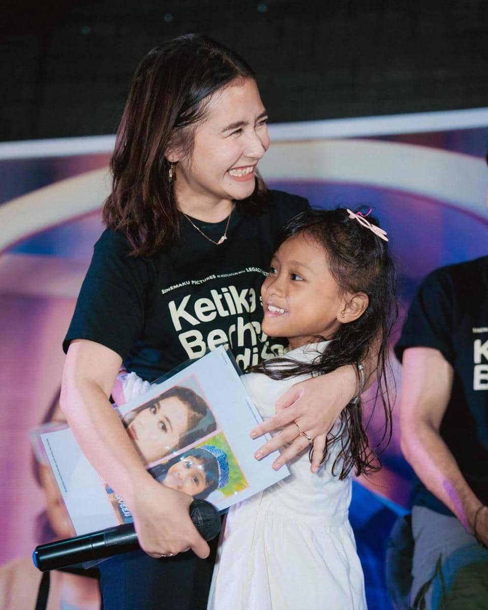 potret Prilly Latuconsina promosi film terbarunya di Solo (instagram.com/prillylatuconsina96)