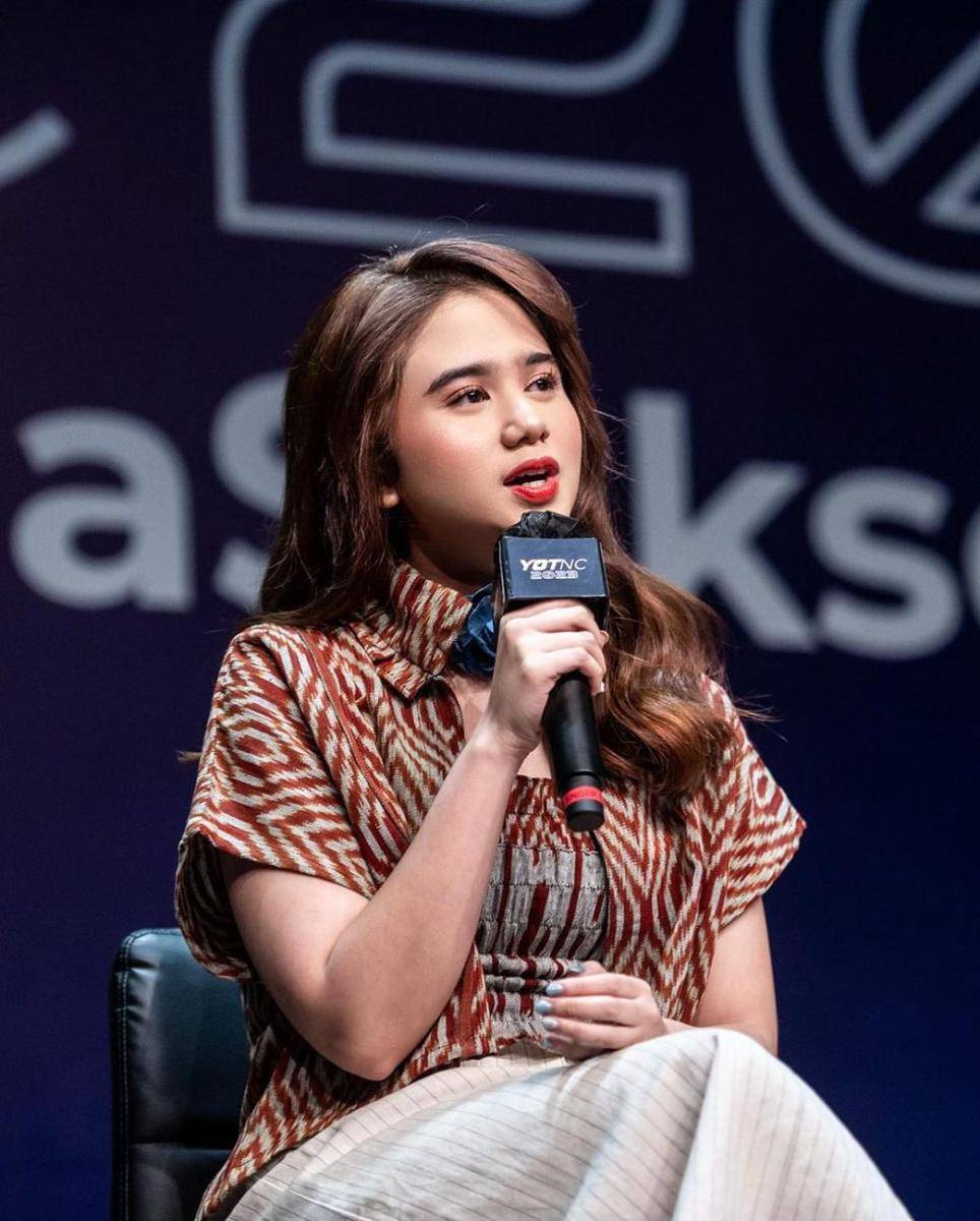 potret Tissa Biani saat jadi pembicara (instagram.com/tissabiani)