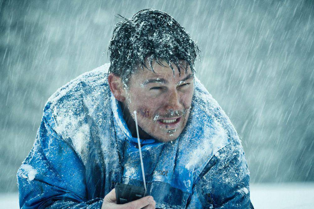 Josh Hartnett dalam film 6 Below: Miracle on the Mountain (dok. Momentum Pictures/6 Below: Miracle on the Mountain)