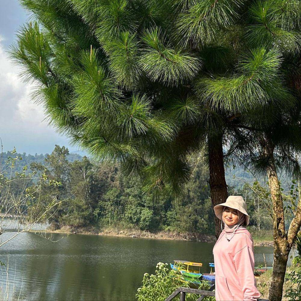 potret Arafah Rianti kerja sambil liburan (instagram.com/arafahrianti)