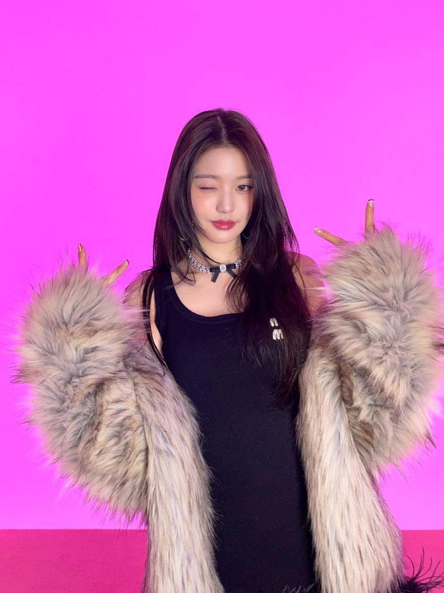Wonyoung IVE (Twitter.com/IVEstarship)
