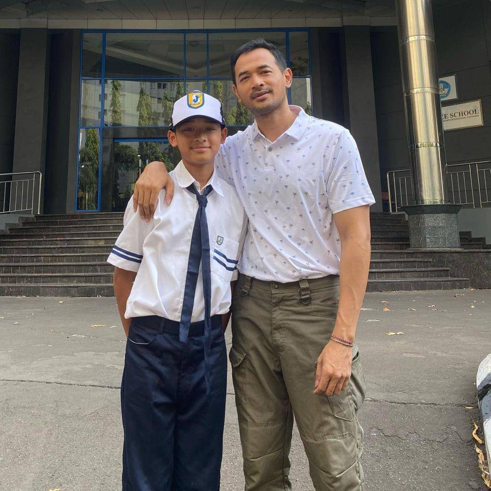 artis antar anak sekolah (Instagram.com/oks_antara)