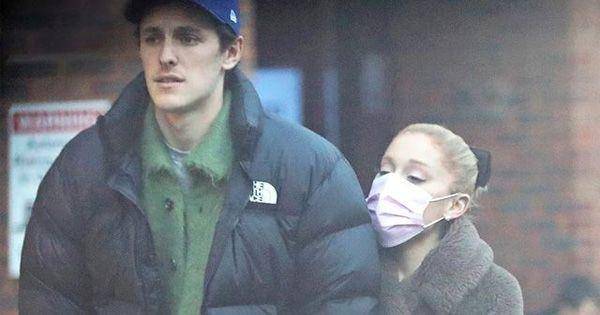 potret kenangan Ariana Grande dan Dalton Gomez (instagram.com/thegrandeheels)