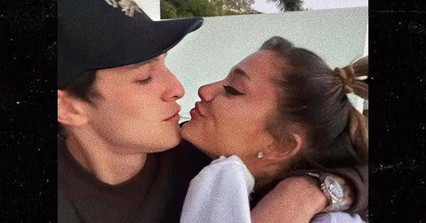 potret kenangan Ariana Grande dan Dalton Gomez (TMZ.com)