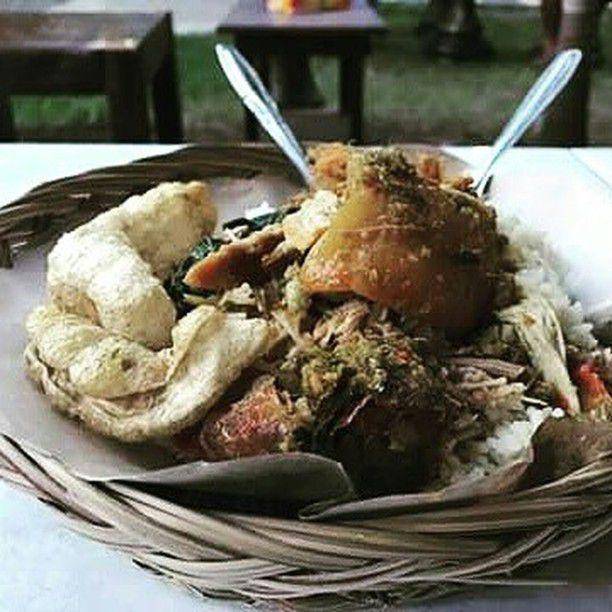 Nasi be genyol Men Dobe. (Instagram.com/be_genyol_men_dobe)