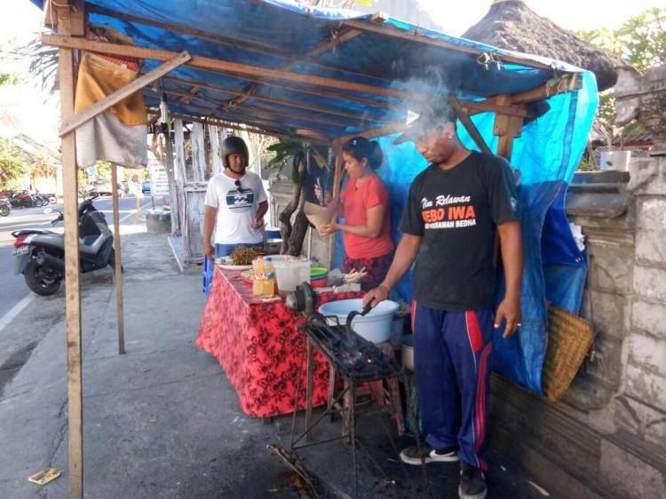 Warung sate babi Pandu. (Desacanggu.badungkab.go.id)
