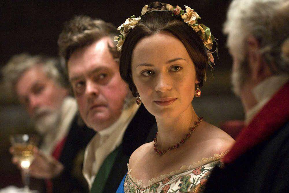 Emily Blunt dalam film The Young Victoria (dok. Momentum Pictures/The Young Victoria)
