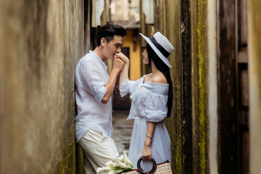6 Perilaku Pacar yang Menunjukkan Dia Setia, Omongannya Bisa Dipegang!
