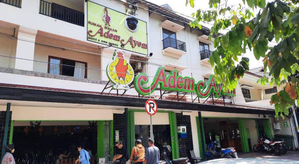 Adem Ayem Restaurant (google.com/maps/Arie Anugerah)