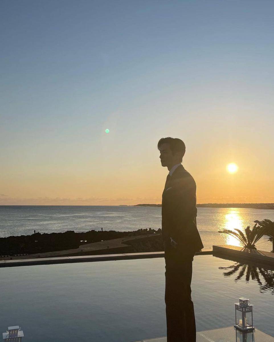 potret Lee Junho di balik layar drama King the Land (instagram.com/le2jh)