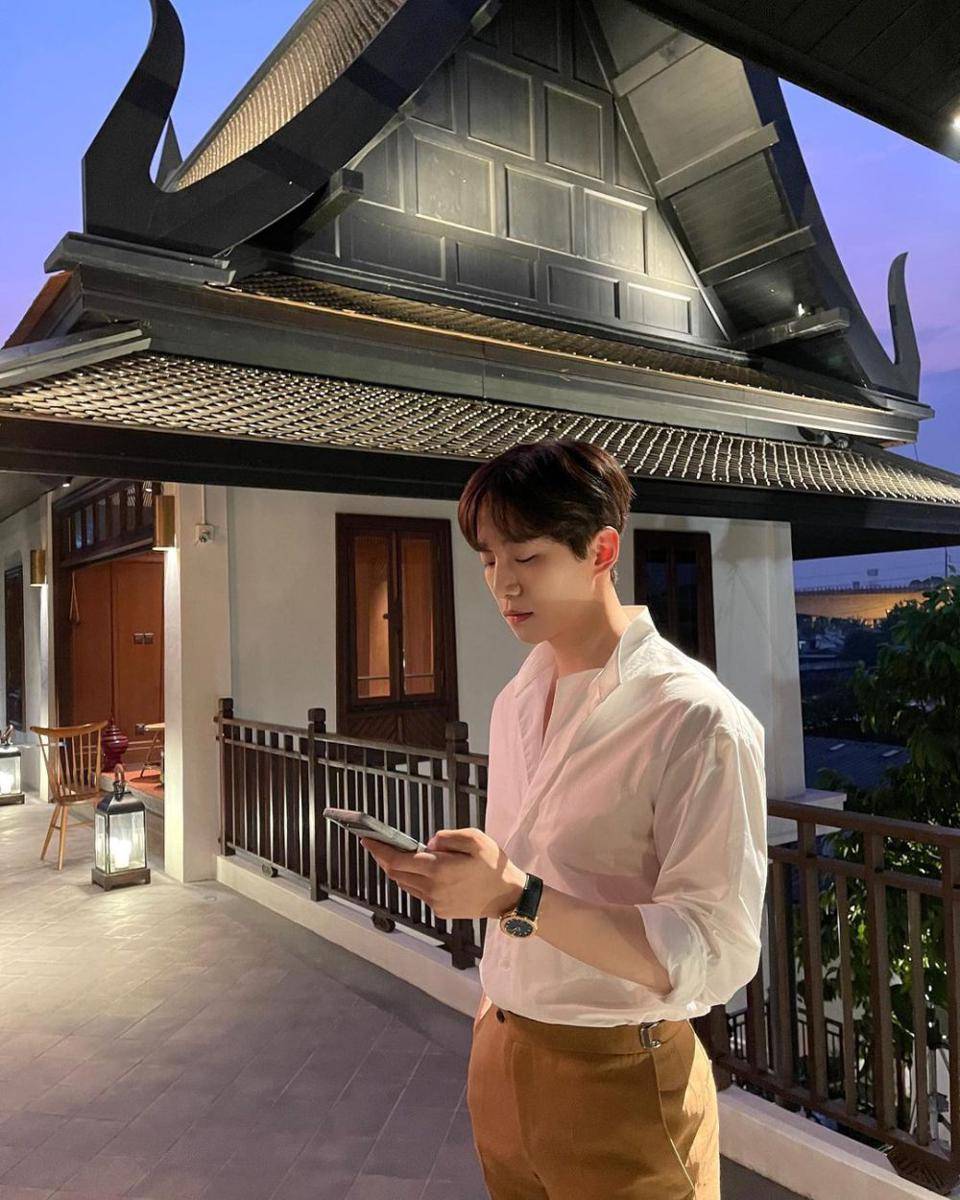 potret Lee Junho di balik layar drama King the Land (instagram.com/le2jh)