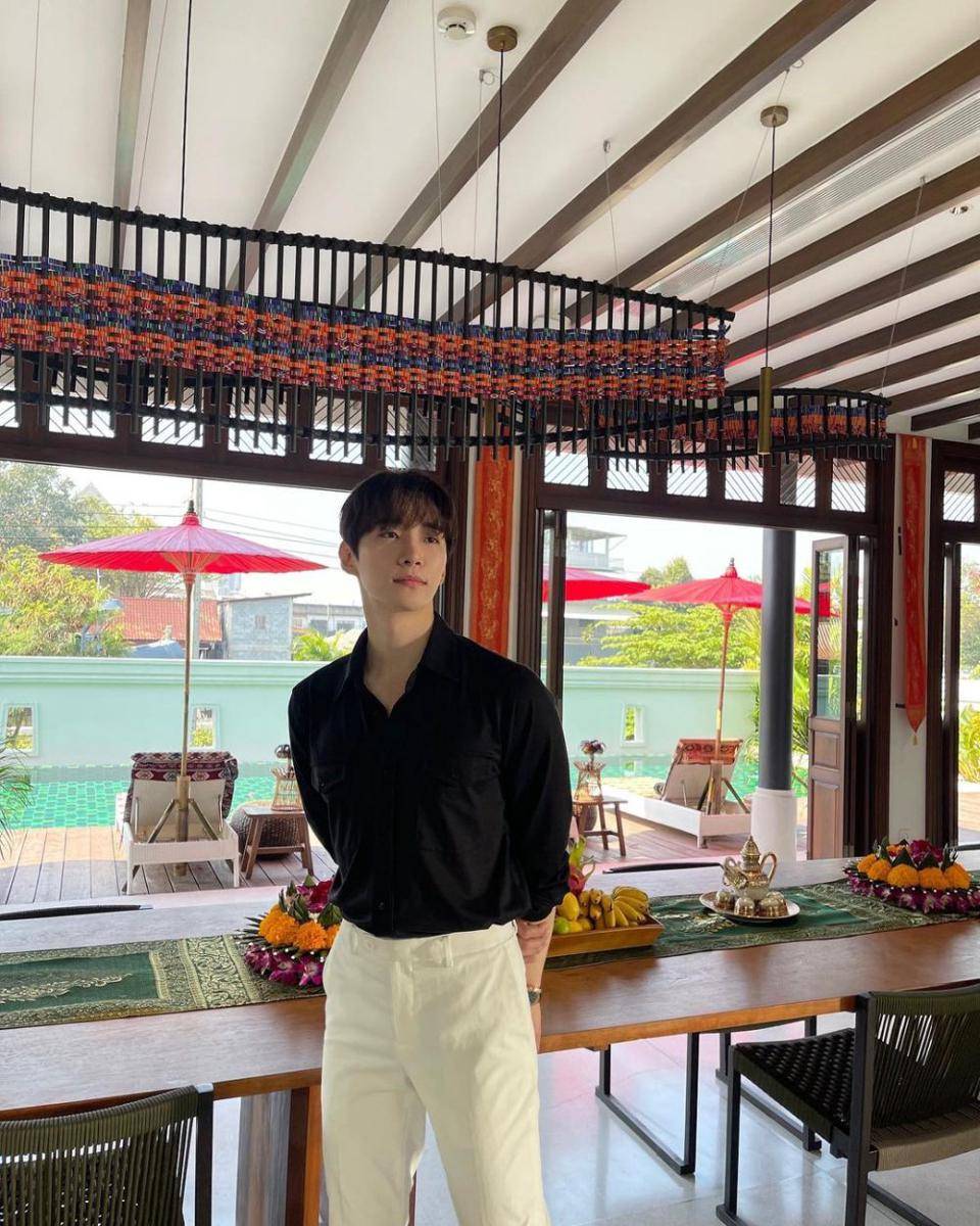 potret Lee Junho di balik layar drama King the Land (instagram.com/le2jh)