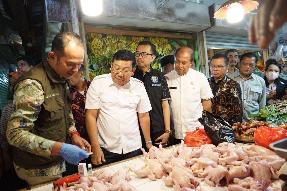 Badan Pangan Nasional (Bapanas) menggelar Gerakan Pangan Murah (GPM) khusus komoditas ayam ras di Jabodetabek. (dok. Bapanas)