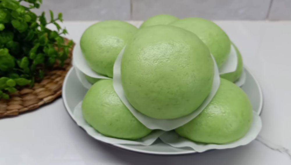 ilustrasi bakpao pandan isi unti kelapa (YouTube.com/CR COOK)