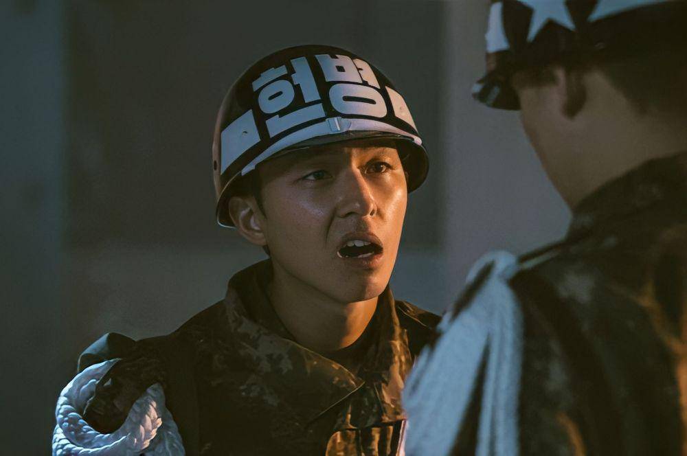 cuplikan Hong Kyung di drakor D.P. (dok. Netflix/D.P.)