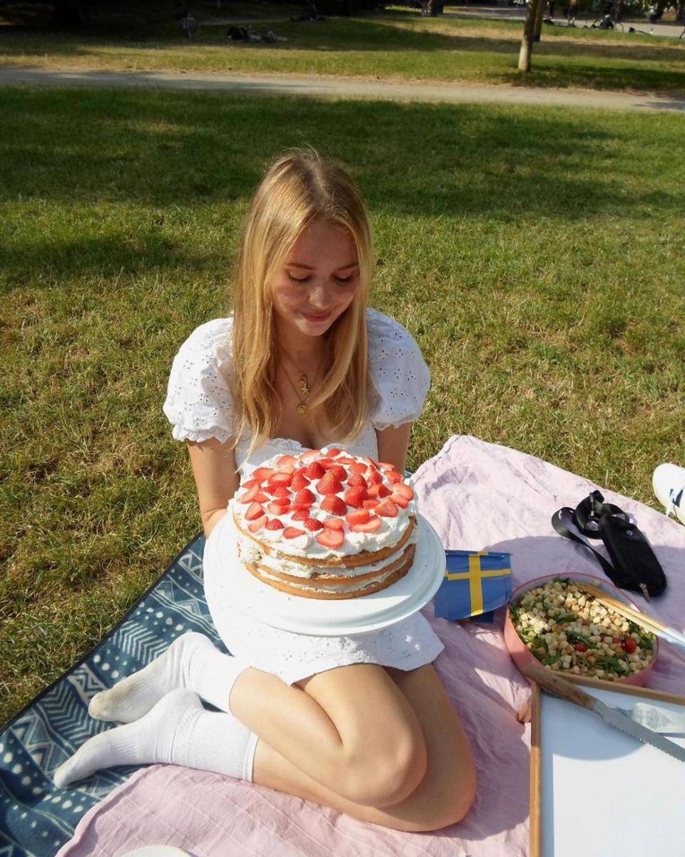 Helena Bleicher (instagram.com/helenamarlen)
