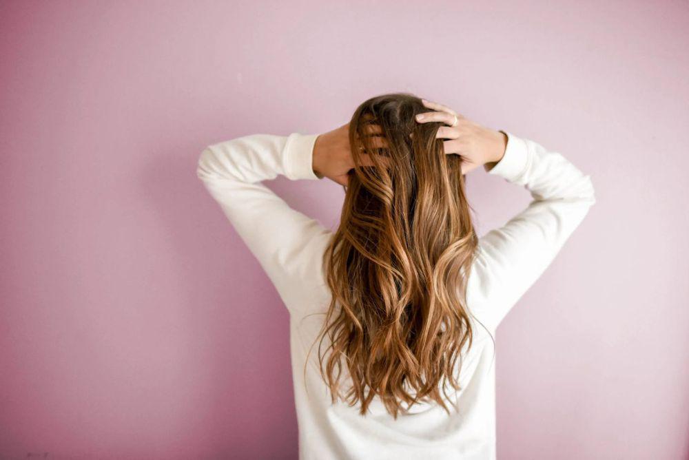 6 Tips Gunakan Masker Rambut Agar Hasilnya Optimal, Konsisten!