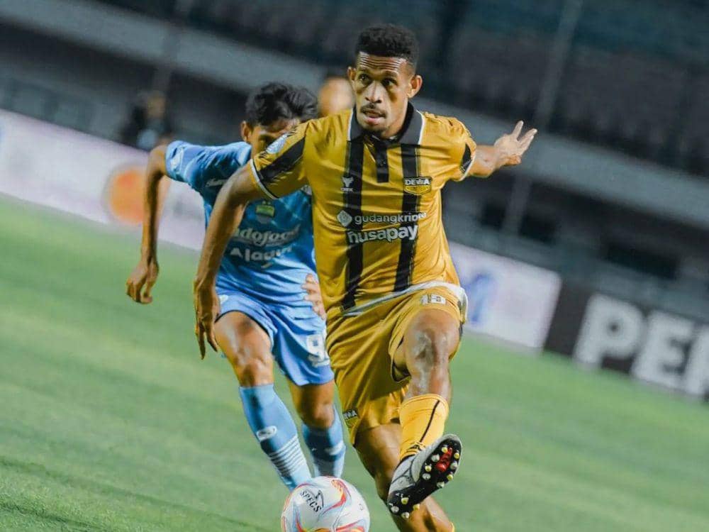 Ricky Kambuaya (instagram.com/dewaunitedfc)