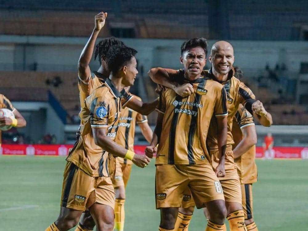 Dewa United dalam laga menghadapi Persib Bandung pada putaran pertama di Liga Indonesia 1 2023/2024. (instagram.com/dewaunitedfc)