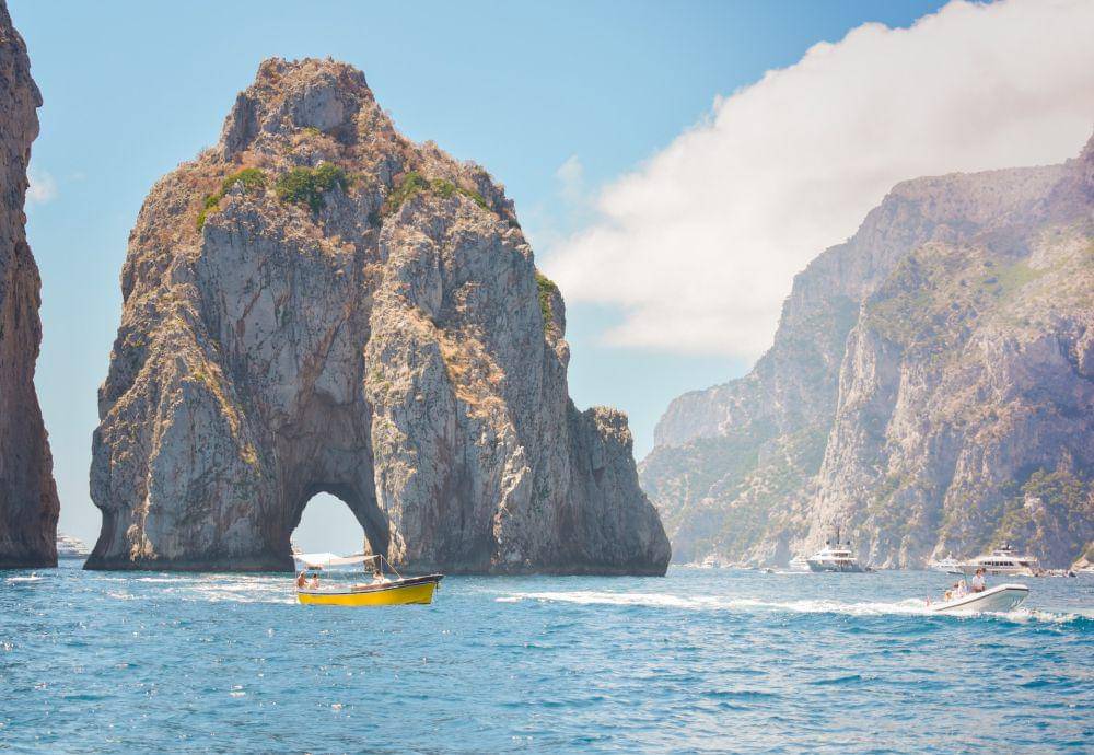 potret Capri di Italia (unsplash.com/Letizia Agosta)