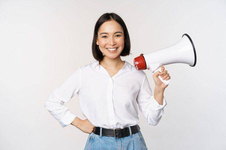 ilustrasi tujuan iklan komersial untuk mempromosikan produk (freepik.com/benzoix)