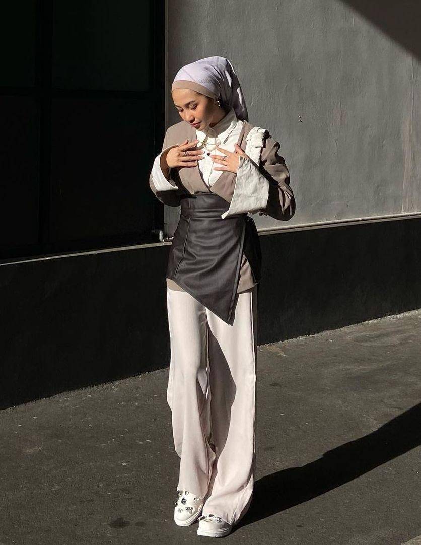 Style hijab pakai obi belt (instagram.com/s.nvta)