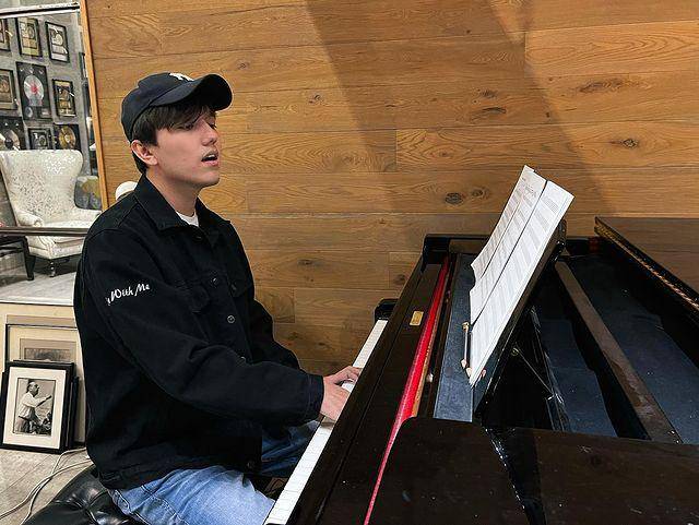 potret Dimash Qudaibergen (instagram.com/kudaibergenov.dimash)