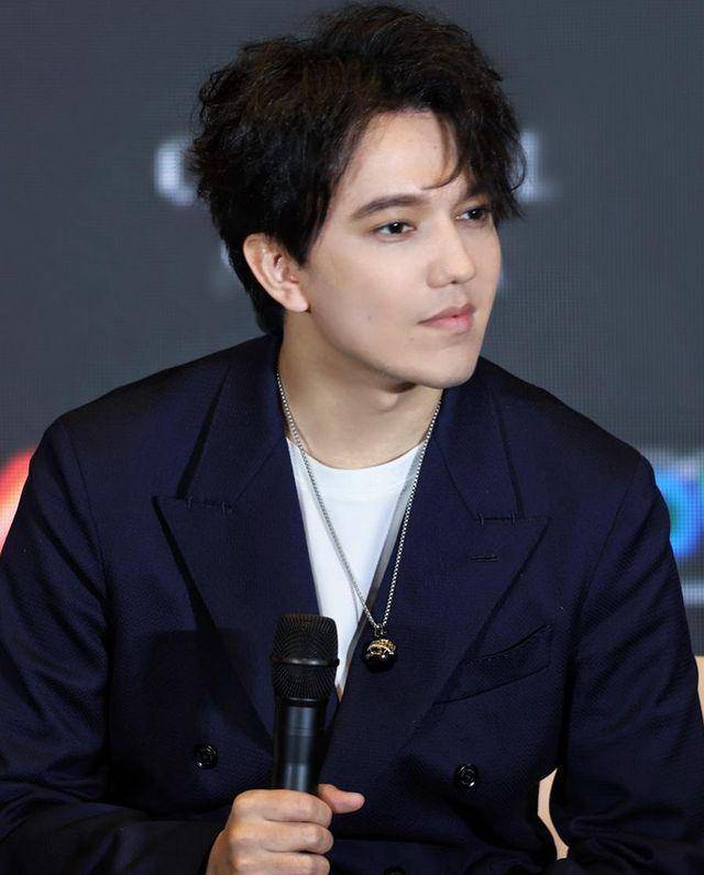 potret Dimash Qudaibergen (instagram.com/kudaibergenov.dimash)