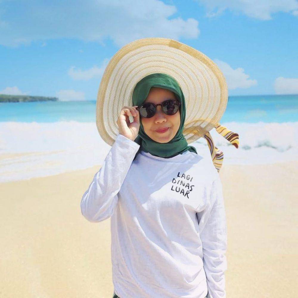Indah Aprianti (instagram.com/indahindh)