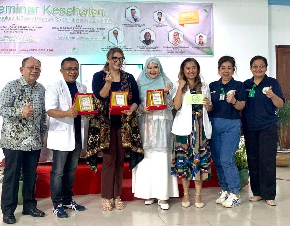 Psikolog Rizty Desta Mahestri Ginting (tengah) (Dok. IDN Times)