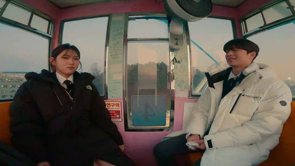 cuplikan variety show Nineteen to Twenty (dok. Netflix/Nineteen to Twenty)