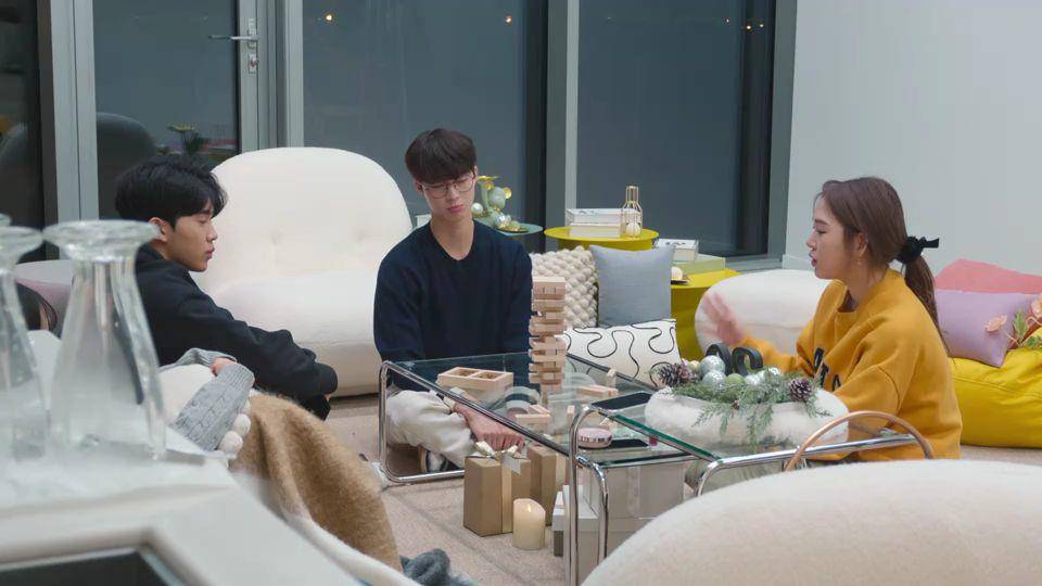 cuplikan variety show Nineteen to Twenty (dok. Netflix/Nineteen to Twenty)