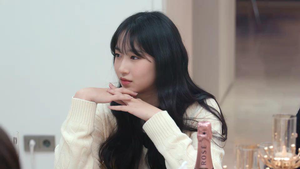 Alasan Seo Hyeon dan Jung Yun Jangan Kencan di Nineteen to Twenty