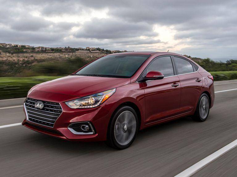 Hyundai Accent 2021 (Car and Driver/caranddriver.com)
