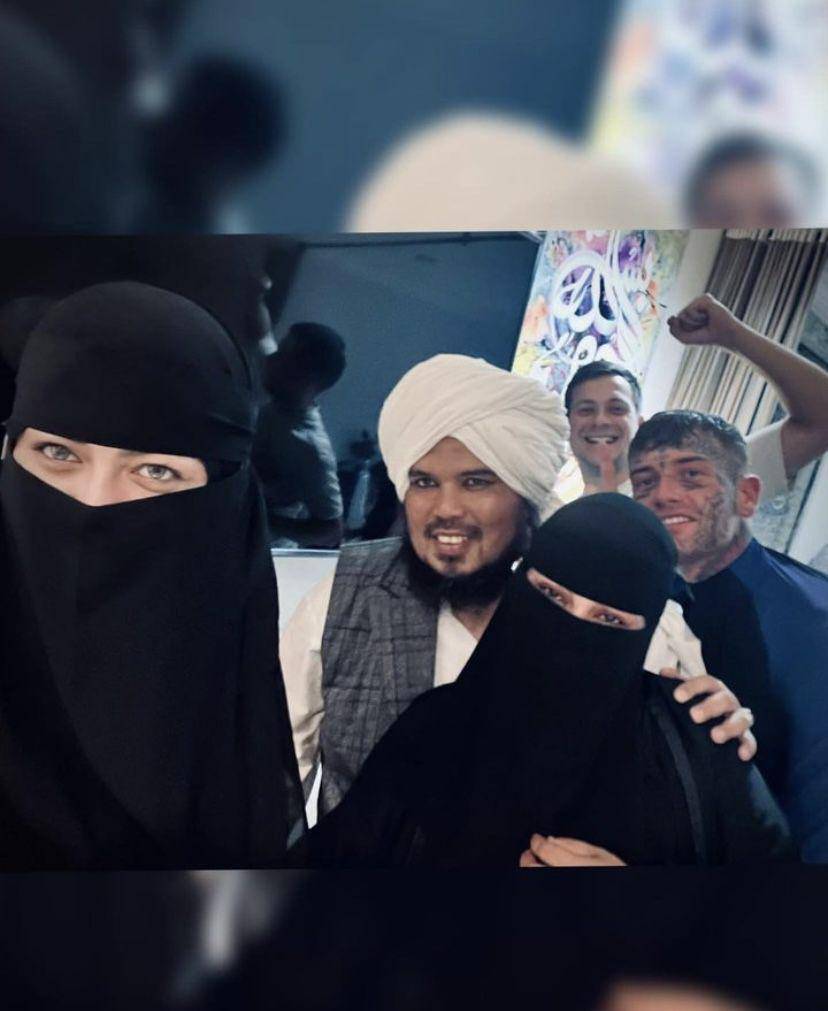 potret Ratu Rizky Nabila bercadar (Instagram.com/raturn)