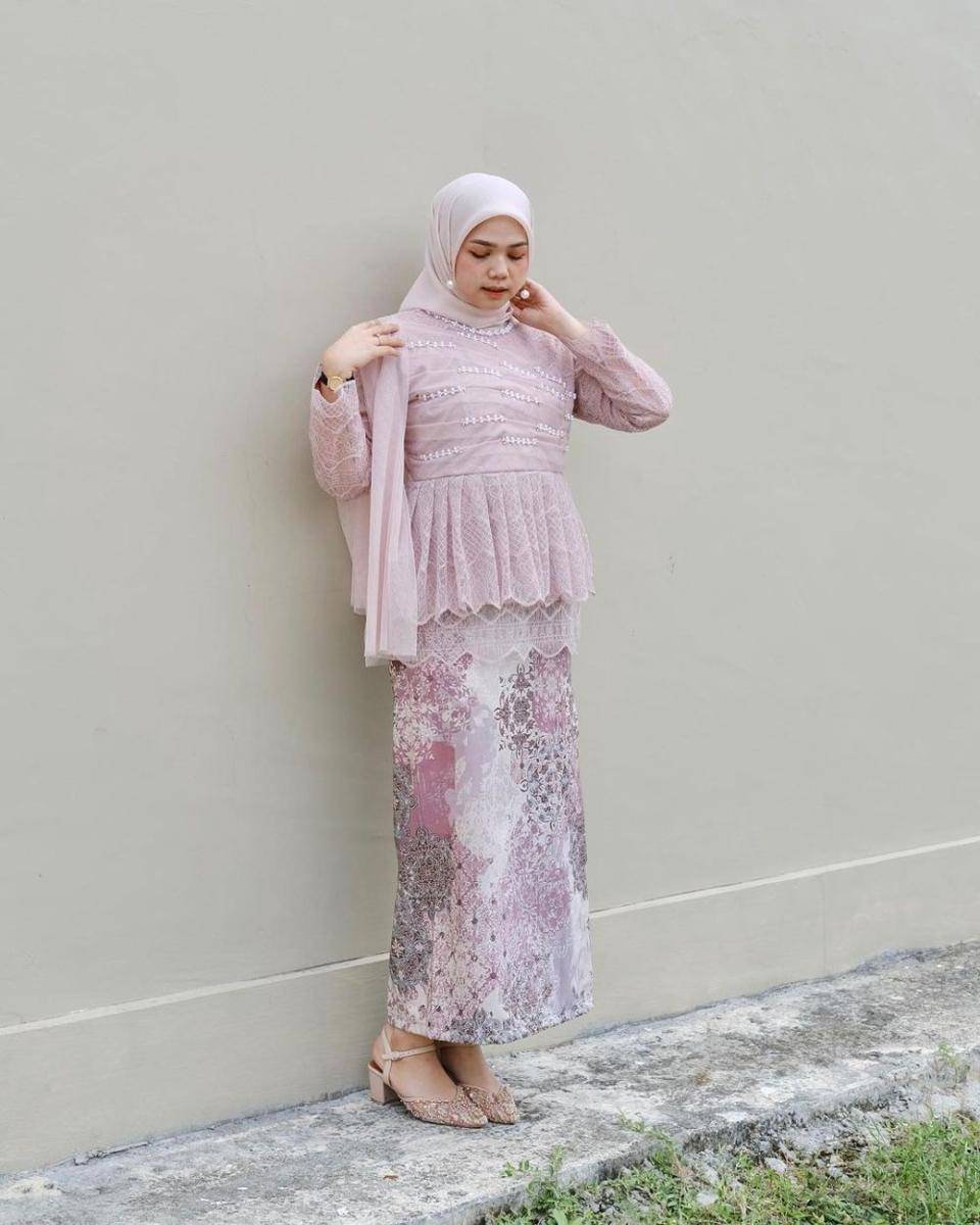 Style kondangan Alfi Siregar. (instagram.com/alfisrg)