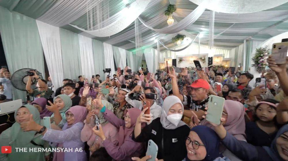 Anang dan Ashanty ke pernikahan (YouTube.com/The Hermansyah A6)