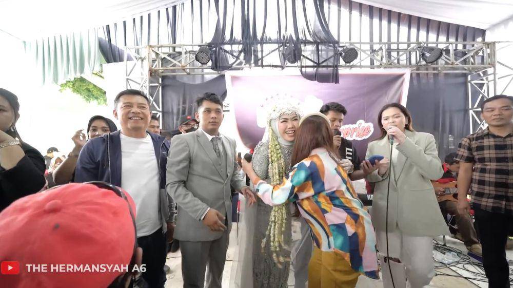 Anang dan Ashanty ke pernikahan (YouTube.com/The Hermansyah A6)