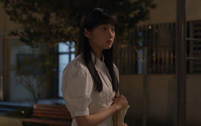 Guan Xiaotong di drama China Once and Forever (dok. WeTV/Once and Forever)