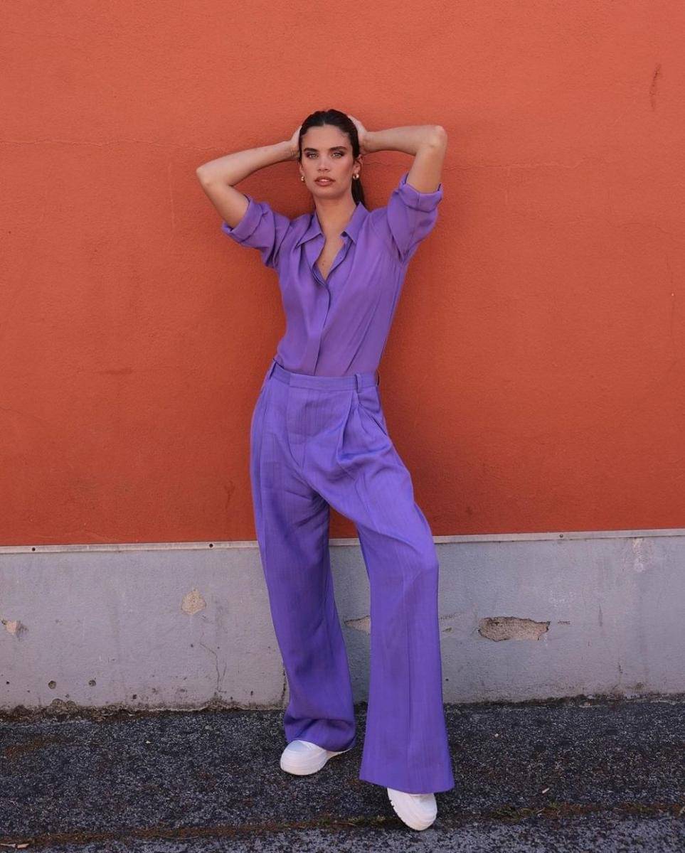 one tone outfit ala Sara Sampaio (instagram.com/sarasampaio)
