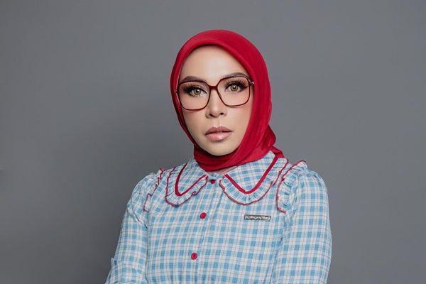 Melly Goeslaw Geram Fotonya Sering Dipakai Iklan Pelangsing, Somasi!