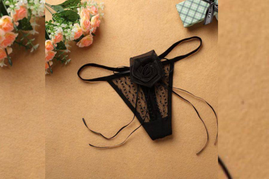 ilustrasi celana dalam g-string (shopee.co.id/Luciin Official Shop)