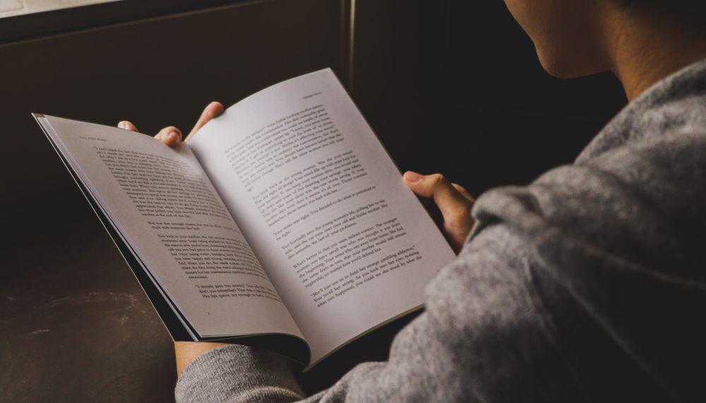 Alasan Orang Indonesia Suka Baca Nonfiksi, Tertarik Isu Mental Health?
