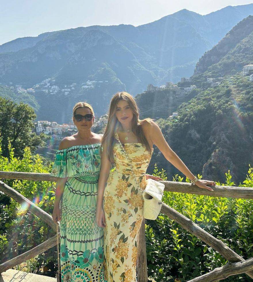 Sofia Vergara (instagram.com/sofiavergara)