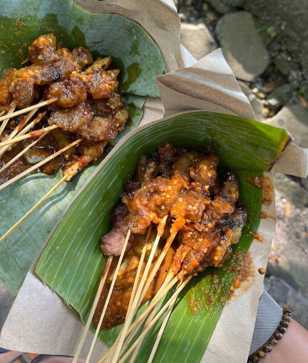 Sate Jando Gasibu (google.com/maps/Pyon 14)