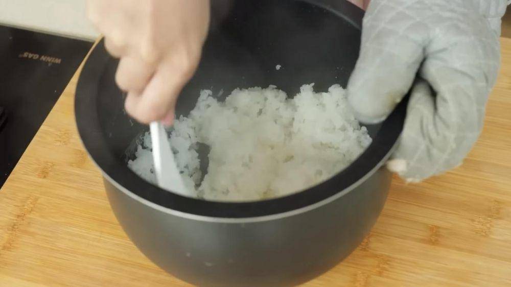 Nasi sushi. (dok. YouTube.com/Devina Hermawan)