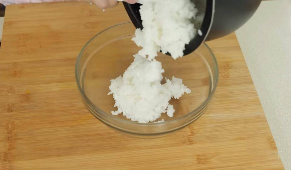 Nasi sushi. (dok. YouTube.com/Devina Hermawan)