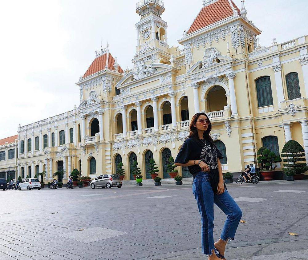 Daily outfit Laura Theux (instagram.com/laura_theux)