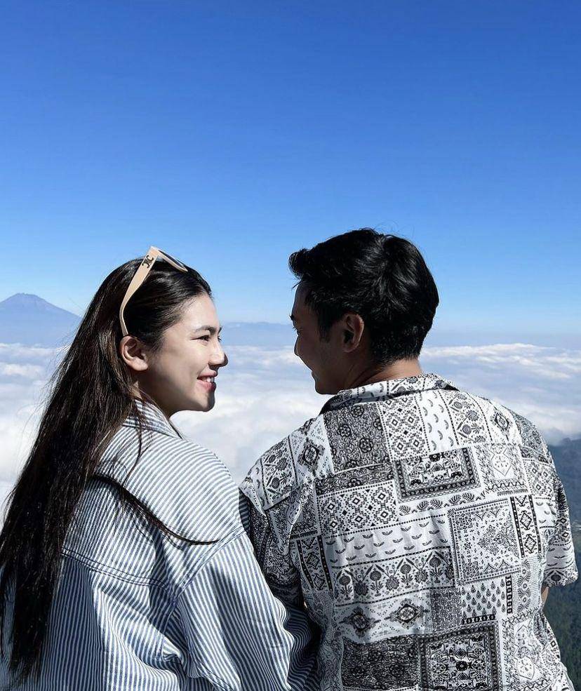 keluarga Felicya Angelista dan Hito Caesar liburan di Semarang (instagram.com/felicyangelista_)