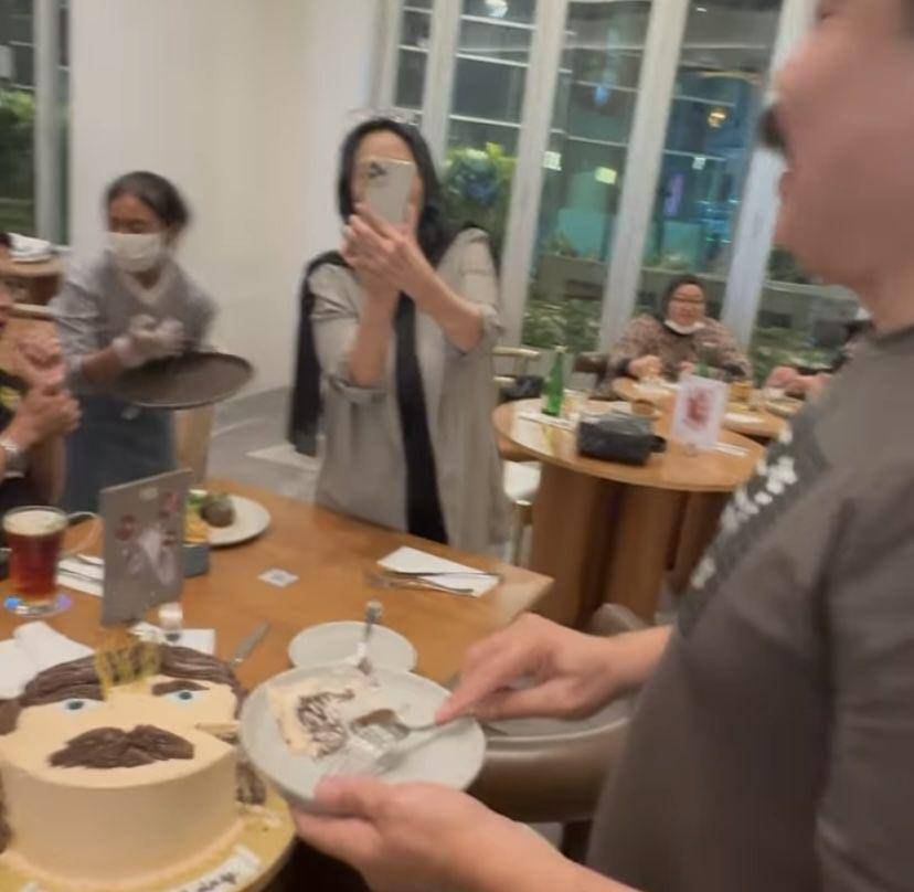 potret ultah ke-63 Adam Suseno, suami Inul (Instagram.com/inul.d)